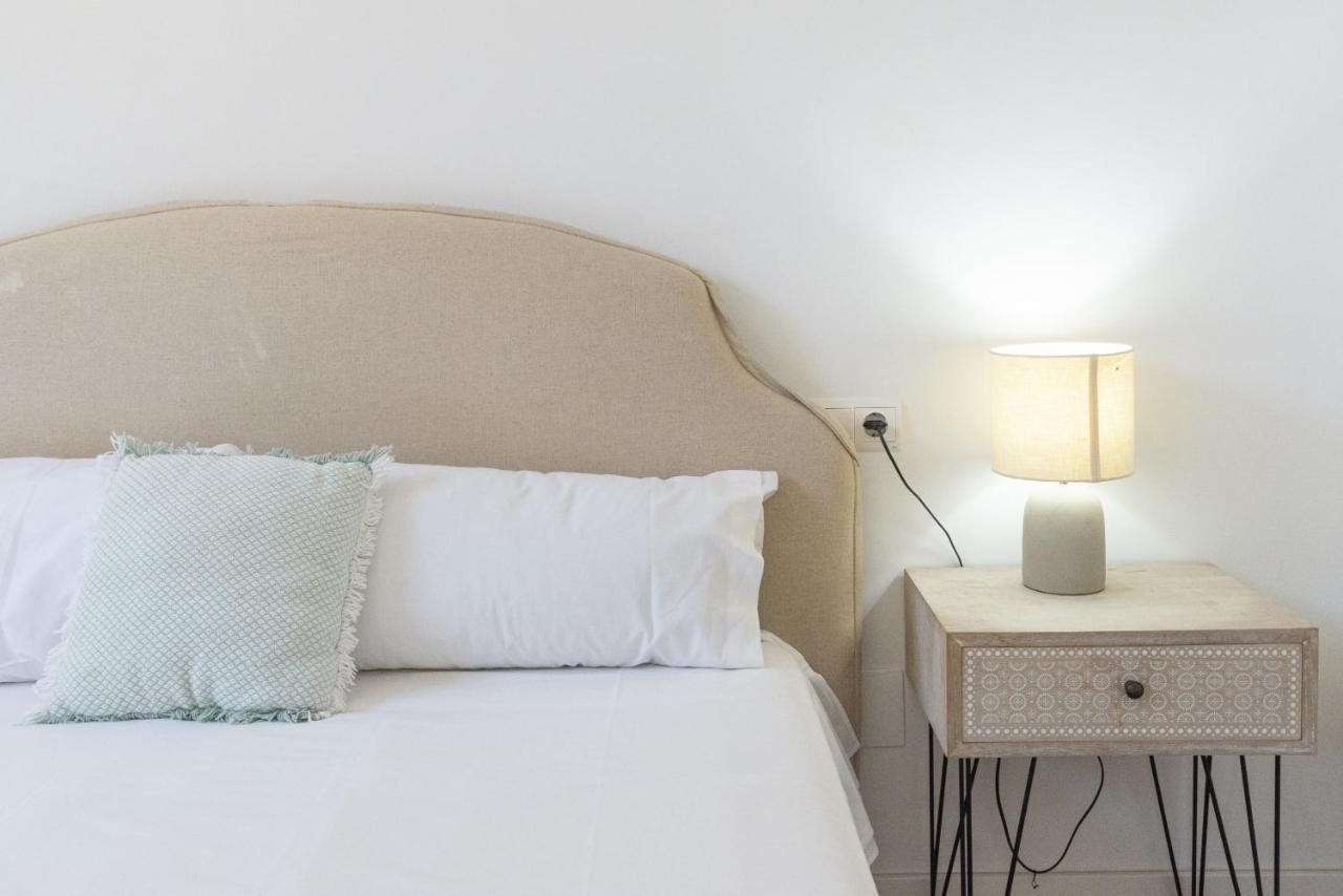Urbe10 Terrace Constitucion 1 Bedroom Apartment Малага Екстериор снимка