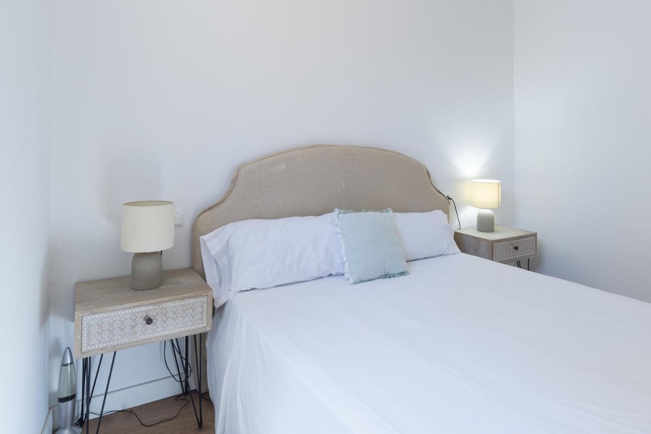 Urbe10 Terrace Constitucion 1 Bedroom Apartment Малага Екстериор снимка